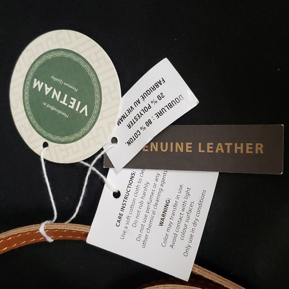 Handcrafted in Vietnam NWT Woven and Leather Expandable Purse - Picture 2 of 7